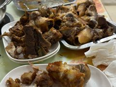 -荣吉招牌自助骨头锅(顾乡店)