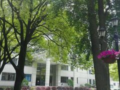 -上海市第八中学