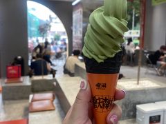 -喧闹·东方大气茶(鹅岭二厂店)