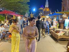-东南亚风情赶摆街夜市