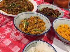 -荆九爷爆炒桥头三嫩(云南北路店)