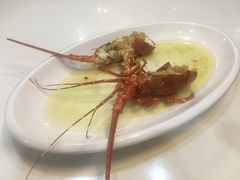清蒸大龙虾-鑫悦楼煎蟹·16年海鲜大排档