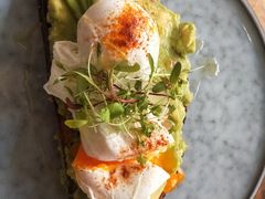 牛油果温泉蛋吐司-O'mills Sourdough Bakery&Bistro(永嘉路店)
