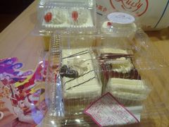 2012010326257-红宝石·鲜奶小方·海派西点房(南丹店)