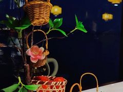 杨梅鳕鱼球-柳莺湖上·湖景餐厅·江南菜(西湖店)