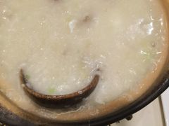 窝蛋牛肉粥-火齐潮汕砂锅粥(五道口店)
