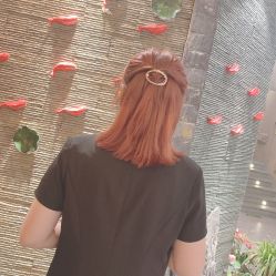 中发-丝语萱形象