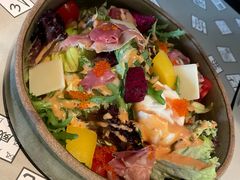 -穹六人间 people 6(岳阳路店)