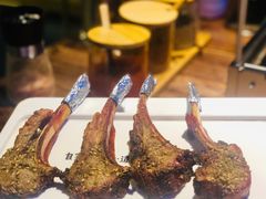 苏尼特金质烤羊排-三个蒙古大叔羊肉串(大宁店)