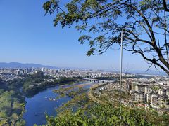 -叠彩山景区