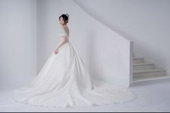 -予白婚纱礼服馆