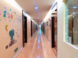 -卓玥国际月子会所(罗山路店)