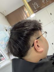 -镁连社·美联社