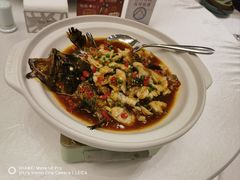 -忆江南·临江鱼馆