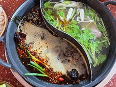 -赵美丽·重庆社区火锅·直营店(火车东站·中豪国际店)