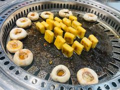 -马路牙子烧烤音乐酒馆(望京店)