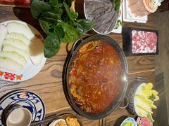 -旧街市鲜货老火锅(大光路店)