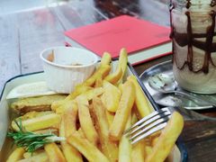 美式风味炸鸡翅配薯条-MIKAKU(万达广场上海宝山店)