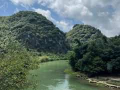 -高荡千年布依古寨旅游景区