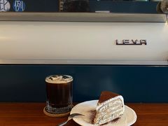 -Be Lived Cafe比例咖啡(摩天轮店)