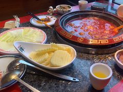 -蜀辣居鲜货老火锅(双流万达店)
