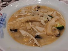 -老季市·三代非遗传承·地标美食老汁鸡(工农路店)