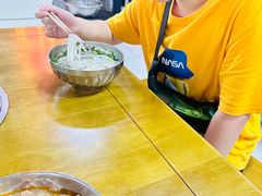 -老味道遵义虾子羊肉粉(兴关路店)