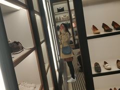 -王府井奥莱临潼小镇(临潼店)