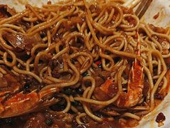 -肥肥虾庄·金牌油焖大虾(杨园滨江时代walk店)