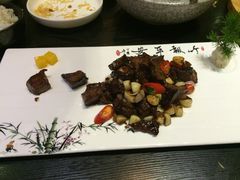 铁板黑椒牛仔粒-东于盛宴(锦泰苑店)