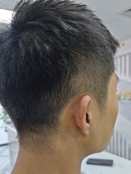 -米娜护肤造型