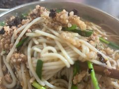 -正宗杨记普洱酸醋米线(总店)