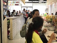 -百品聚旋转火锅(万德庄店)