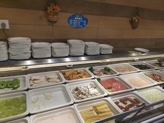 自助取餐区-蒙肥羊·酸汤潮牛·鲜牛肉火锅烤肉自助(岗顶店)
