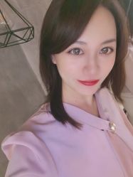 -时尚殿堂明星门店