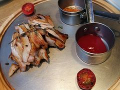 炭烧猪颈肉-小大董·烤鸭(西客站店)