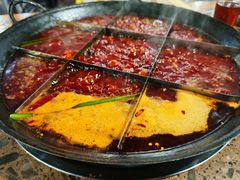 -正南齊北重庆老火锅(光华村直营店)