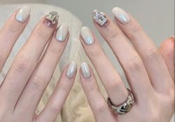 -雪儿·YuKi美甲美睫皮肤管理Salon