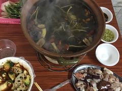 -威邵鸡煲(西华路总店)