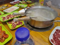 -养牛邓·潮汕牛肉海鲜自助火锅(广州店)
