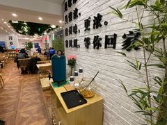 -贵凤凰贵州米粉(五道口店)