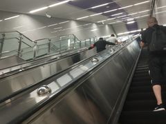 -红土地(地铁站)