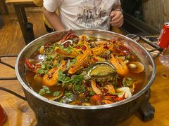 -老东镇啤酒屋海鲜加工·蒸汽海鲜·海鲜烧烤(台东店)