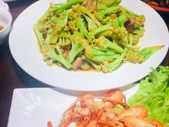 炒花菜-方国老头包子·39年威海本地老字号•小船海鲜疙瘩汤