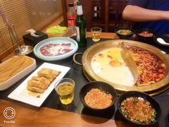 -沸炉重庆老火锅(军事博物馆店)