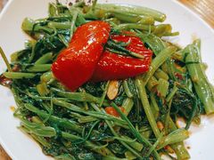 -泰堤坊(淡水体育馆店)