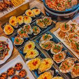 这比手掌还大的生蚝🦪简直鲜掉眉毛‼️