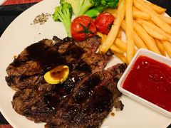 -WOLFGANG PUCK KITCHEN & BAR(迪士尼小镇店)