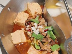 -左庭右院鲜牛肉火锅(金山万达店)