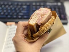 -崔继民烧饼夹肘子(新街口店)